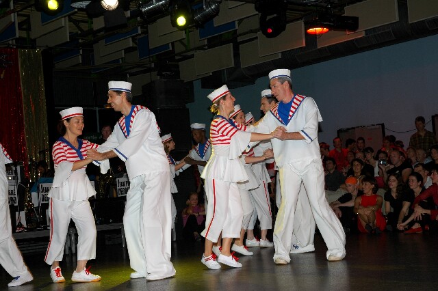 min 2005 11 12 fous swing 074